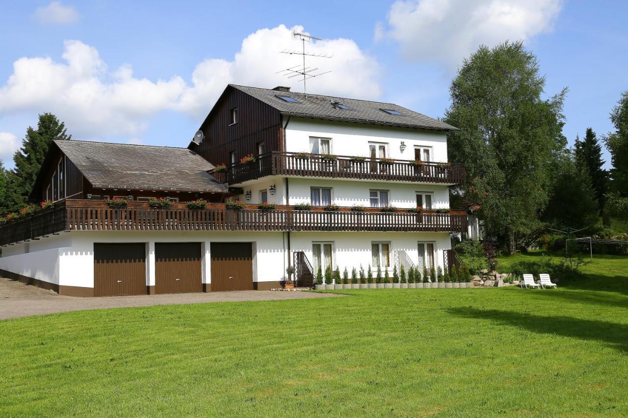 Landhotel Garni Schweizerhaus Schönwalde Kültér fotó
