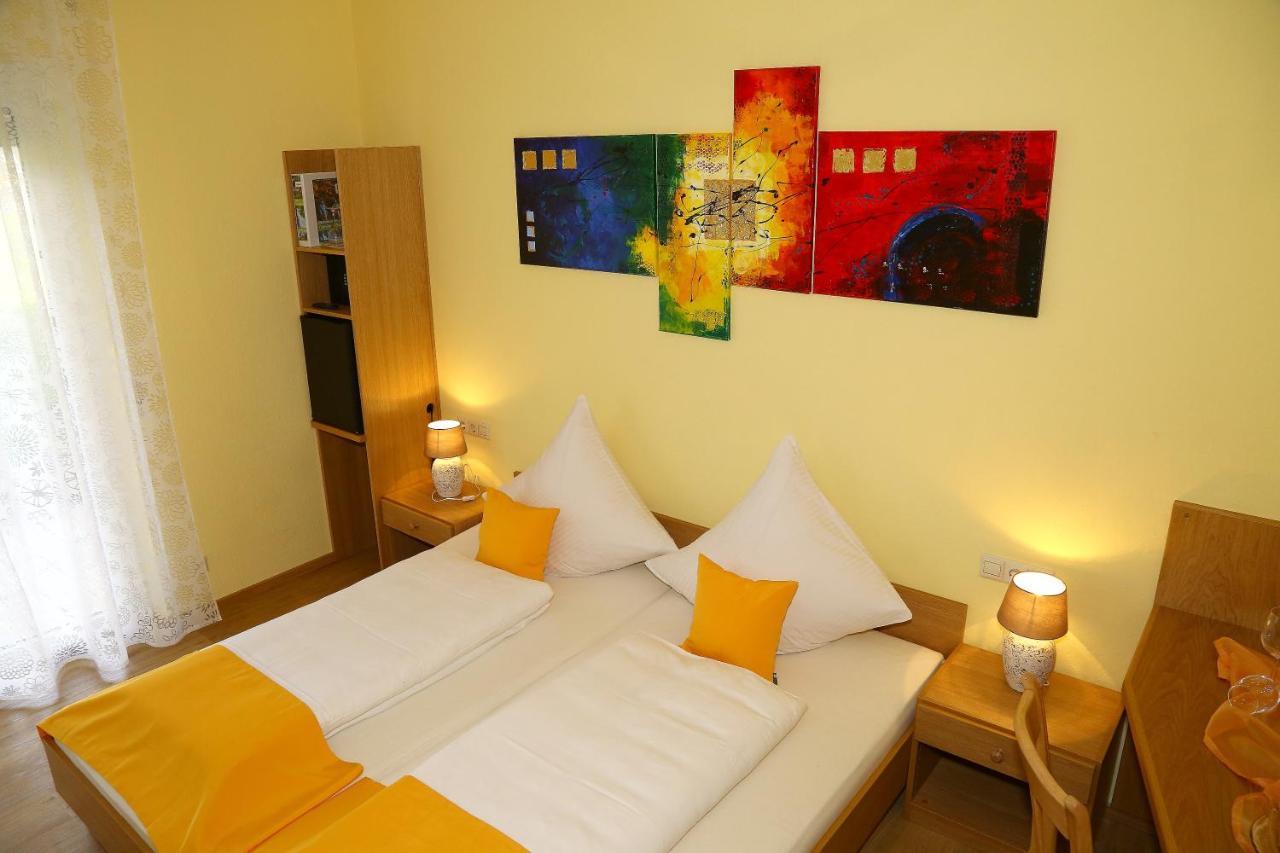 Landhotel Garni Schweizerhaus Schönwalde Kültér fotó