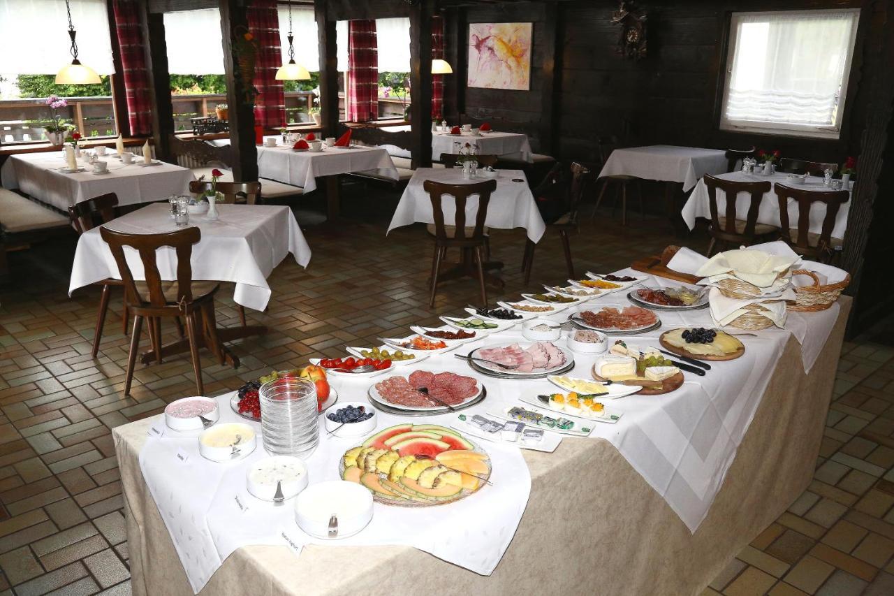 Landhotel Garni Schweizerhaus Schönwalde Kültér fotó