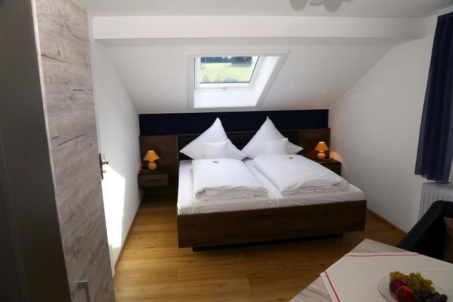 Landhotel Garni Schweizerhaus Schönwalde Kültér fotó